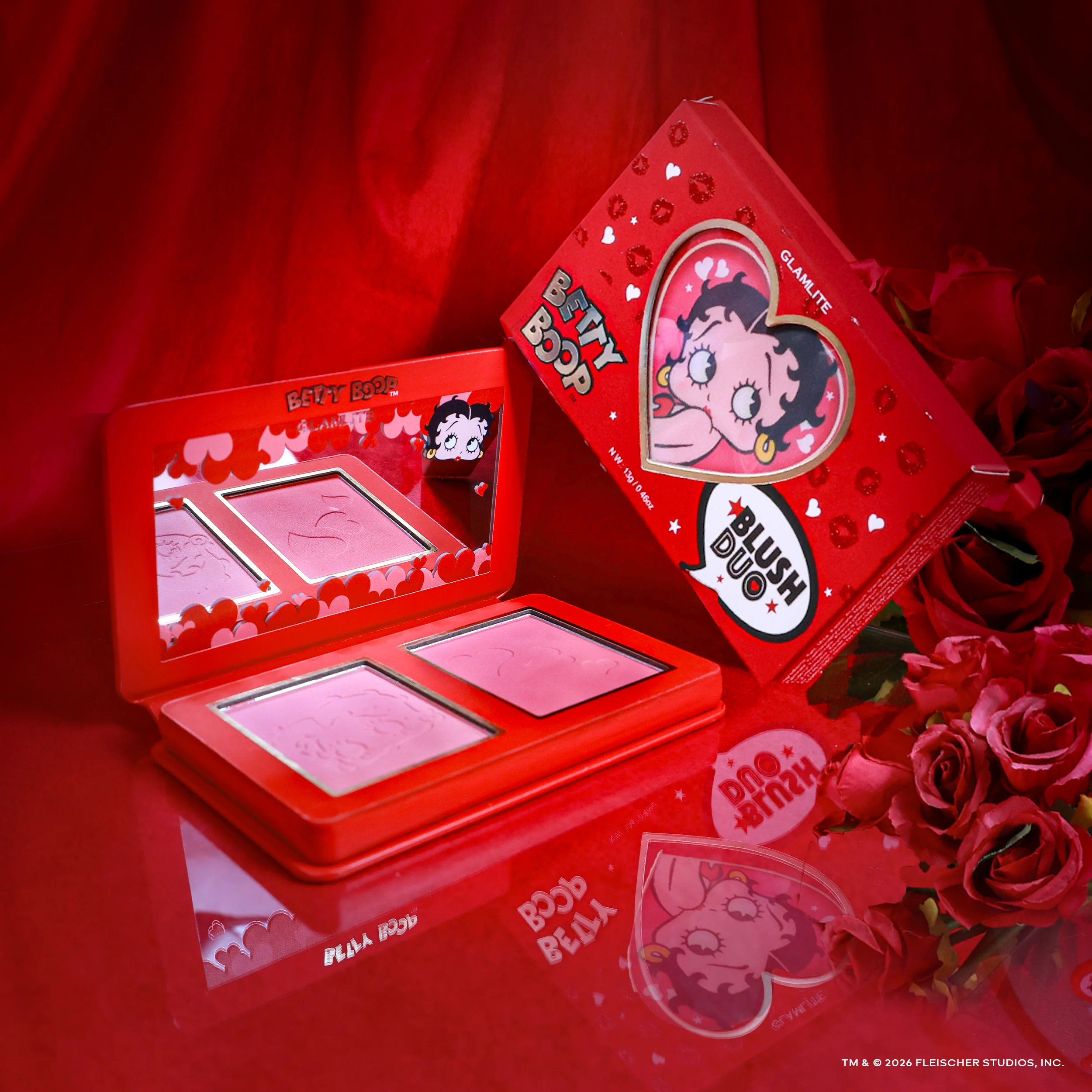 Betty Boop™ 3-Piece Makeup Set - Image 5