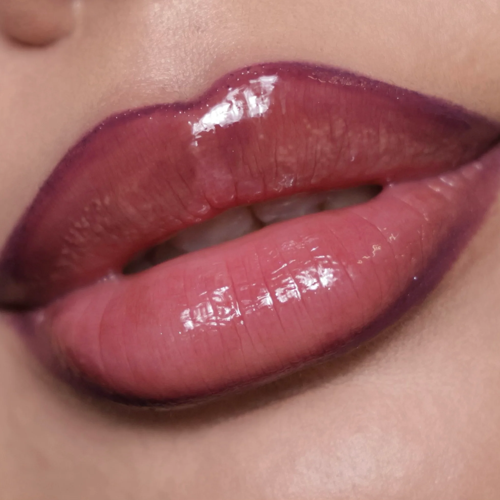 The Lord of the Rings x Glamlite Rivendell Lip Kit - Image 3